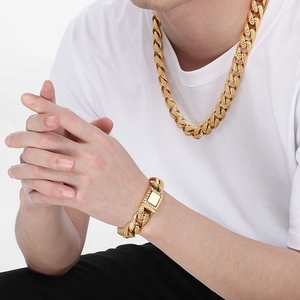 Men's vintage golden stainless steel Cuban link chain necklace and bracelet jewelry set