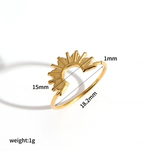 Detail view of gold sunburst ring with precise dimensions and size measurements