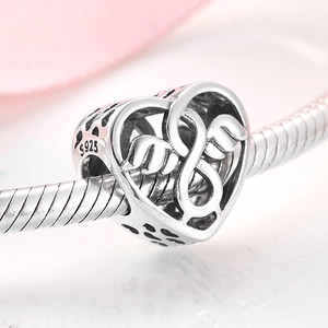S925 Sterlingsilber Herz-Anhänger mit hohlem Flügel-Design für DIY-Armbänder