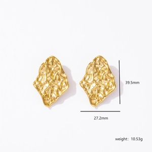 Detailed size view of gold titanium earrings with hammered texture, 39.5mm height