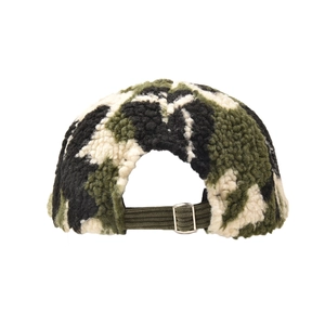 Verstelbare camouflage sherpa fleece baseballpet voor winterse buitenwarmte en stijl