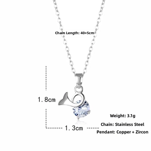 Detail view of whale tail necklace with 40+5cm chain length and 3.1g weight info