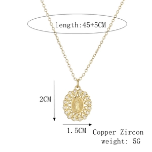 Detail of gold-plated Virgin Mary pendant necklace with zircon dimensions and weight specs