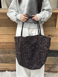 Retro pink leopard print suede tote bag with large capacity and thin shoulder straps