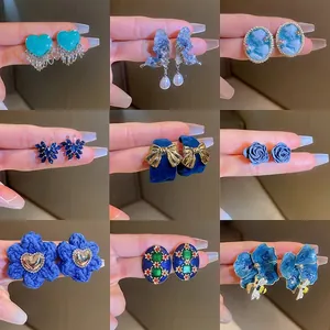 Retro French Style Alloy Zircon Butterfly Flower Earrings With Silver Earring Post Elegant Jewelry For Women