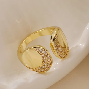 Elegant 18K gold-plated geometric open ring with sparkling cubic zirconia inlay