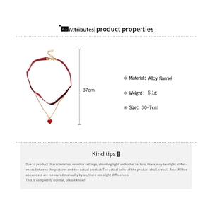 Detail view of red velvet heart choker with alloy chain dimensions and weight info
