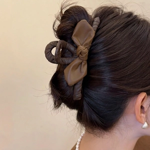 Elegante molletta per capelli vintage in pelle marrone con fiocco per acconciature