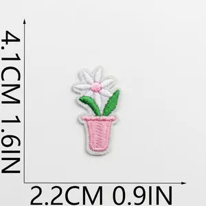 Size chart of embroidered flower patch showing 4.1cm height and 2.2cm width detail