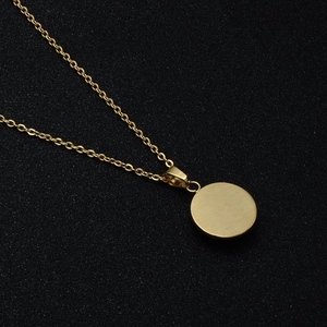 Collier en acier inoxydable plaqué or 18K avec pendentif Evil Eye et œil bleu turc