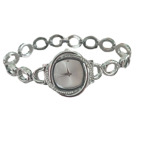 Elegant silver flower-shaped women's quartz watch with rhinestone bezel and chain bracelet