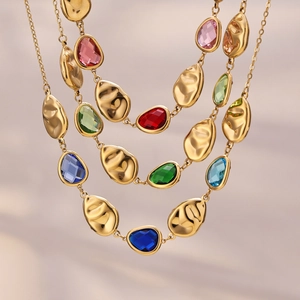 Chic multi-color teardrop glass stone necklace with hammered gold stainless steel links