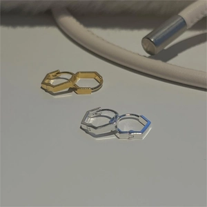 Minimalist 925 sterling silver hexagonal hoop earrings in polished gold and silver finishes