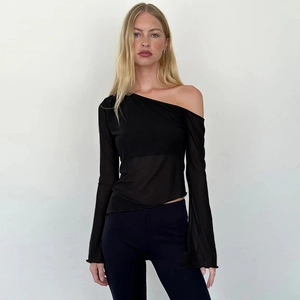 Haut chic à manches longues en mesh noir à épaule dénudée pour femmes, texture transparente