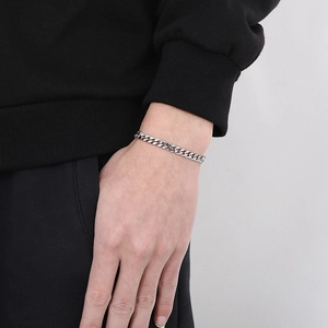 Minimalist silver stainless steel Cuban link chain bracelet for men with flat buckle