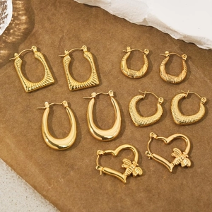 Set of five gold 18K plated stainless steel earrings with bee heart and textured designs