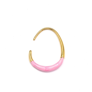 Detail of 18K gold titanium U-shape earring with pink marble enamel inlay