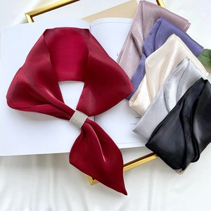 Elegant Satin Satin Triangle Scarf For Women With Rhinestone Buckle Slide Necktie Neck Wrap Solid Color Fashion Accessory