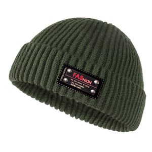 Berretto docker verde scuro in maglia a doppio strato con toppa fashion in pelle