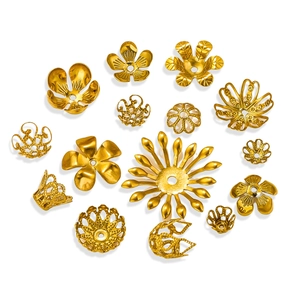 Various 18K gold-plated stainless steel flower bead caps for DIY jewelry making