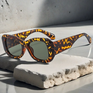 Retro Oversized Square Frame Sunglasses UV400 Protection PC AC Candy Color Y2K Street Style For Women Men