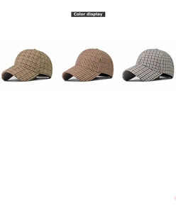Tre cappellini da baseball pied-de-poule nei colori giallo, rosso-marrone e grigio