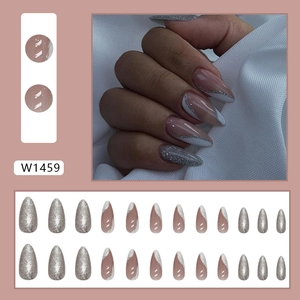 Set di 24 unghie finte a mandorla con glitter argento e onde in varie dimensioni
