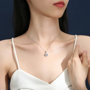 S925 silver sugar cube necklace with 1.25 carat square moissanite pendant on a fine chain