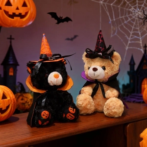 Set di orsetti di peluche per Halloween con cappelli da mago e mantelli decorativi