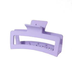 Matte light purple 13cm oversized geometric hair claw clip for thick hair in a side view