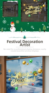 Detailansicht goldener Merry Christmas Schriftzug mit Schneeflocken und Weihnachtsglocken