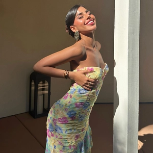 Floral off-shoulder yellow maxi dress with ruched texture and slim-fit mermaid silhouette