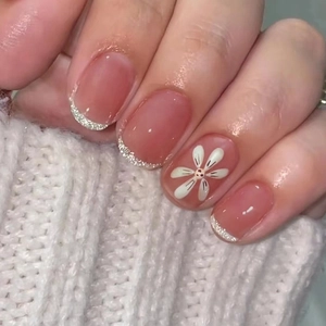 Glossy Short Square Resin Press On Nails Nude Pink French Daisy Flower Design Glitter Shimmer Full Cover Artificial Nails Women Decor