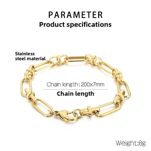 Detailed view of golden stainless steel link bracelet with dimensions 200x7mm and lobster clasp