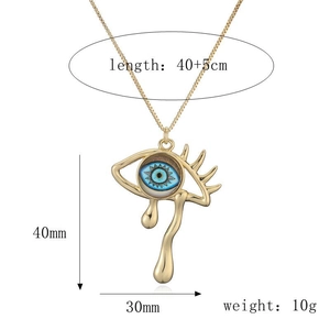 Detailed size chart of vintage gold devil eye necklace showing 40mm pendant dimensions