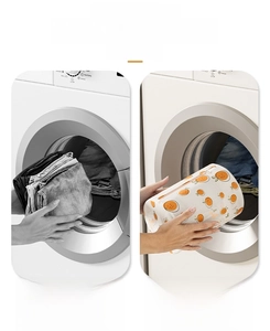 Comparison showing laundry mesh bag protecting clothes from tangling in washing machine