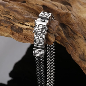 Bracelet vintage en acier inoxydable avec croix Ankh égyptienne sur chaîne tressée