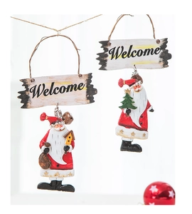 Detail of Santa gnome welcome signs with hanging hooks for Christmas tree decor