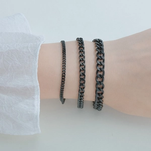 Three widths of black titanium steel Cuban chain bracelets for men in hip hop style