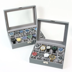 Caja para relojes de cuero PU gris con 12 ranuras, tapa de cristal y cierre metálico