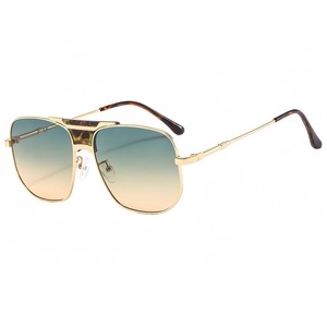 Occhiali da sole stile aviator con montatura in metallo oro e lenti sfumate blu-arancio