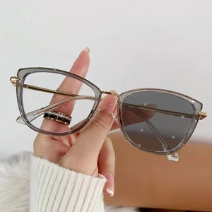 Women Cat Eye Sunglasses Anti Blue Light Photochromic Oversized PC Metal Frame Fashion Retro Outdoor Eyewear