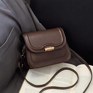 Sac À Bandoulière Rétro En Cuir PU Pour Femmes Petit Sac Carré À Épaule Avec Boucle Métallique Dorée Design De Niche