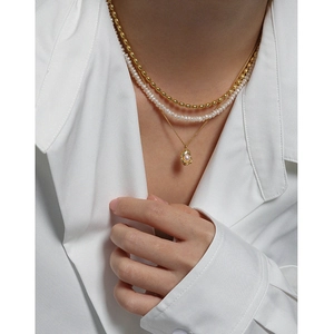 Chic layered S925 sterling silver necklace with shell pearls and golden bead chains