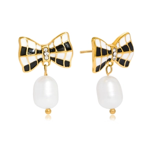 Golden bow earrings with black and white grid pattern and elegant pearl pendants