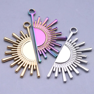 Set of three 304 stainless steel sunflower pendants in gold, silver and multicolor finishes
