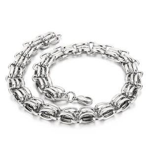 Chunky 15mm stainless steel chain necklace with polished silver finish and lobster clasp