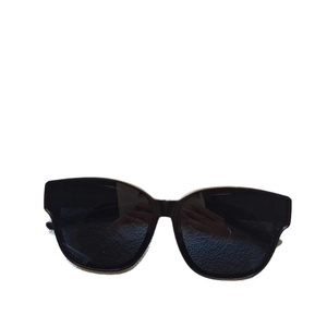 Polarized silicone sunglasses for kids with black oversized frames and UV protection