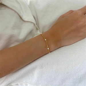 Minimalist S925 sterling silver gold chain bracelet with freshwater pearls for women