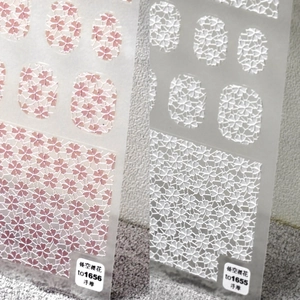 Geprägte Relief Nagelkunst Aufkleber Hohle Kirschblüten Design Selbstklebend Japanischer Stil Maniküre Aufkleber
